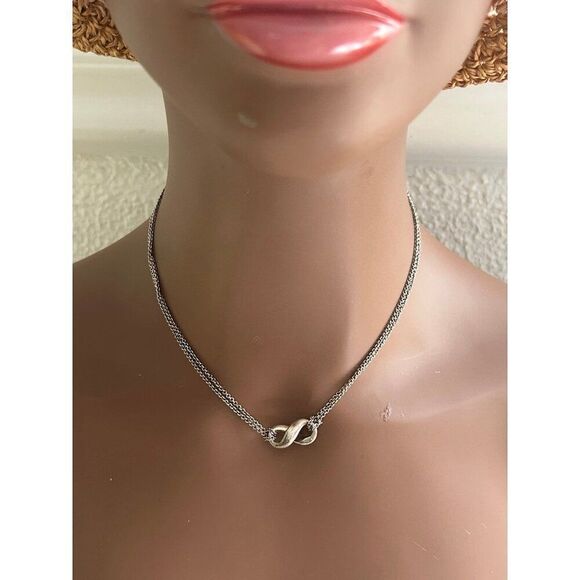 T&Co 925 Infinity Necklace - Picture 6 of 7
